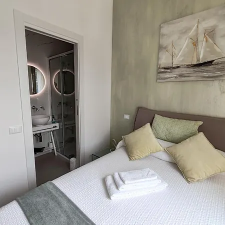 Astri Venice ميستر