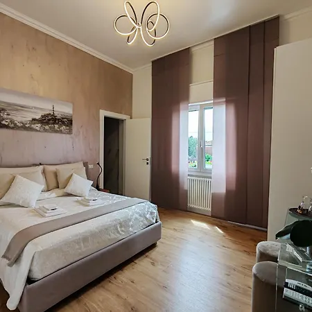 Alojamento de Acomodação e Pequeno-almoço Astri Venice 3*